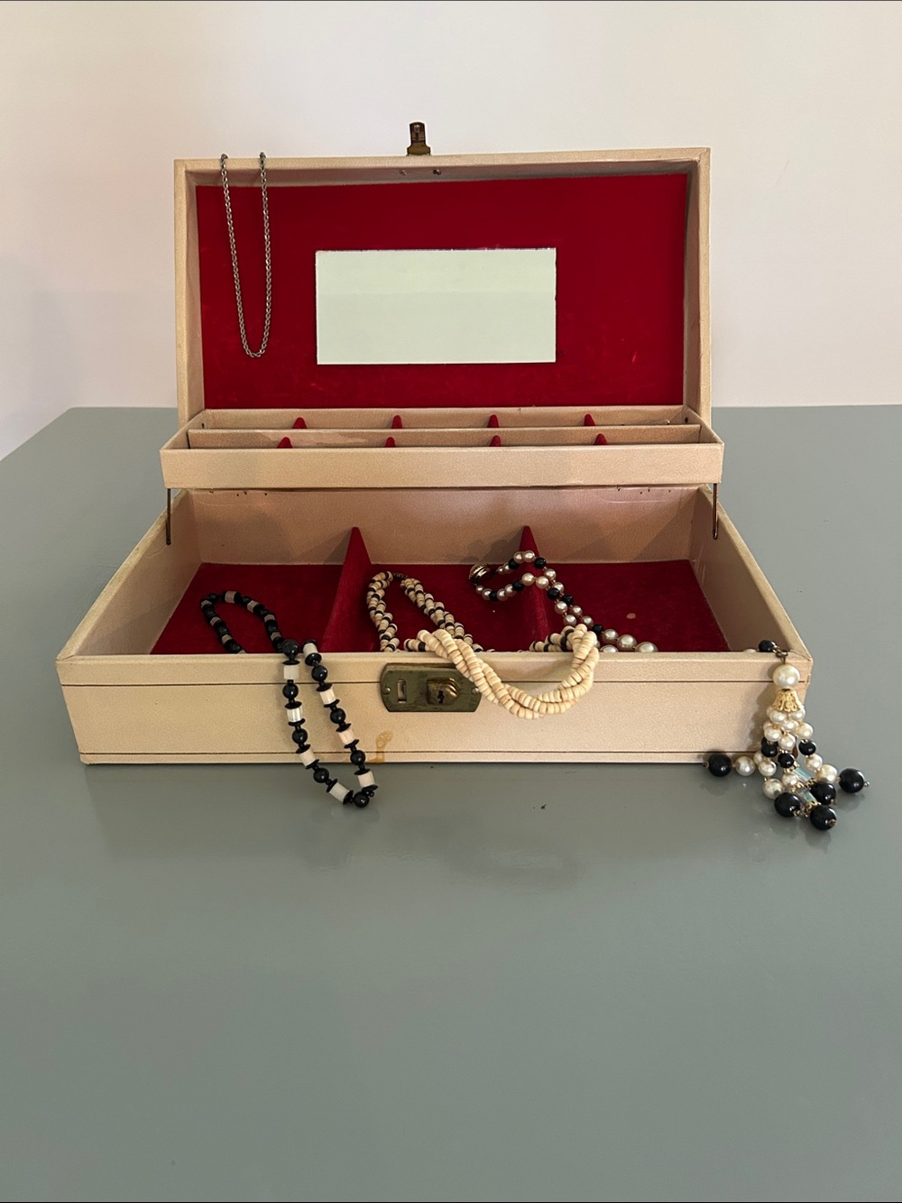 Vintage Cream Jewelry Box with Red Felt interior Vintage jewelry included
